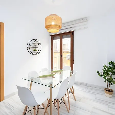 Grace - 3 Bedroom Centre 公寓 *